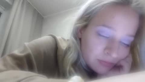 Mila 420 online show from May 21, 2026, 5:53 pm