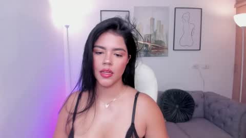 mila_blaze online show from September 16, 2025, 1:01 pm