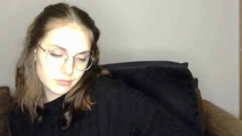 mila_keyy online show from March 27, 2026, 8:08 pm