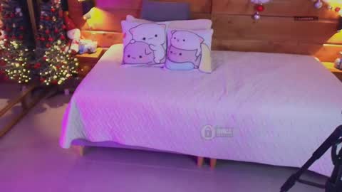 Milena  online show from December 22, 2025, 11:18 am