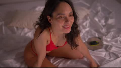 Snapshot of mila_may_ chatting on March 1, 2025, 4:33 pm mila may online show from March 1, 2025, 4:33 pm