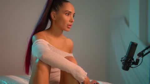 Snapshot of mila_may_ chatting on September 21, 2025, 3:46 pm mila may online show from September 21, 2025, 3:46 pm