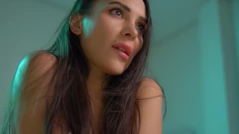 Snapshot of mila_may_ chatting on October 19, 2025, 12:28 pm mila may online show from October 19, 2025, 12:28 pm