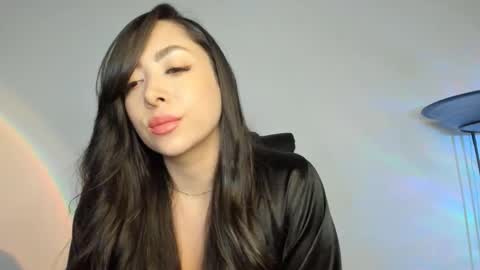 Camila online show from October 9, 2025, 1:03 am