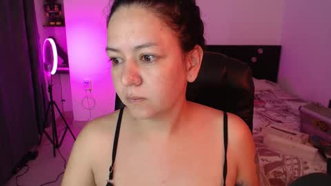 mila_phoenix online show from October 23, 2025, 9:41 am