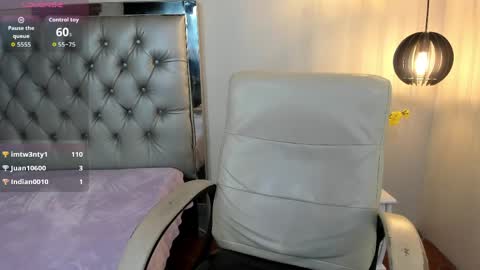 mila_quin online show from May 27, 2026, 1:57 am