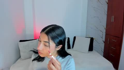 martina online show from June 8, 2026, 4:57 am