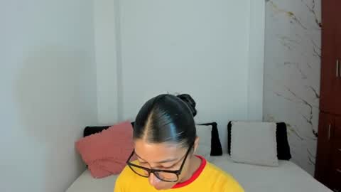 martina online show from July 17, 2026, 2:29 am
