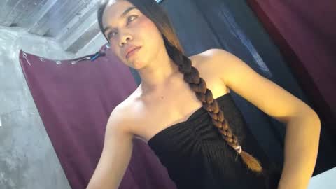 mila_seductressxx online show from June 17, 2026, 12:57 am