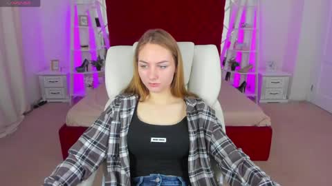Milla online show from May 30, 2026, 5:37 am
