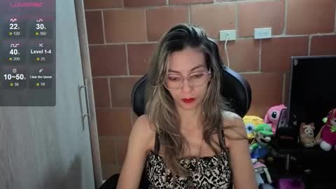 milacoxx8819 online show from October 19, 2025, 12:33 am