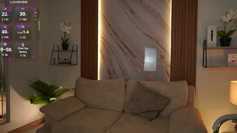 milacrave online show from November 15, 2025, 12:02 pm