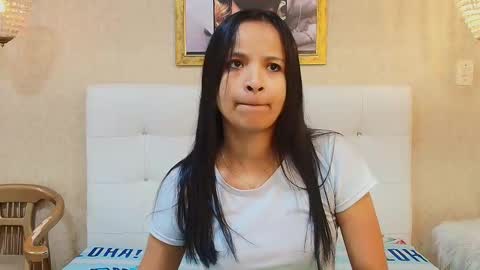 miladiosa online show from March 24, 2026, 11:37 am