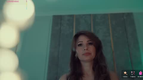 Snapshot of miladystarlight chatting on October 10, 2025, 4:28 pm online show from October 10, 2025, 4:28 pm