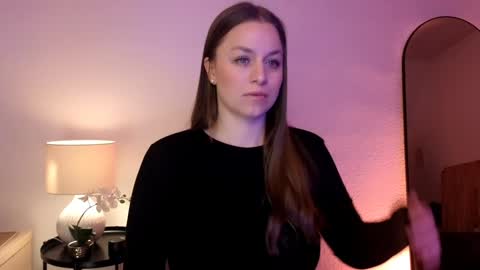 Mila Fleur online show from January 30, 2025, 8:32 am