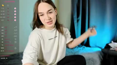 Snapshot of milagros_iva chatting on June 18, 2026, 7:51 pm milagros_iva online show from June 18, 2026, 7:51 pm