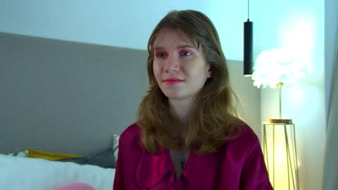 Snapshot of milamaelis chatting on February 28, 2026, 6:36 am Mila online show from February 28, 2026, 6:36 am