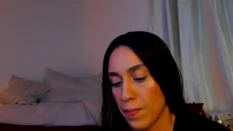 Milane online show from February 16, 2026, 1:24 am