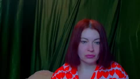 milana9732 online show from March 2, 2026, 7:43 pm