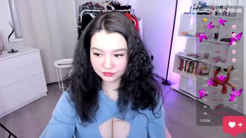 milana_______ online show from February 10, 2025, 9:47 pm