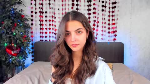 Milana online show from February 6, 2025, 11:21 am