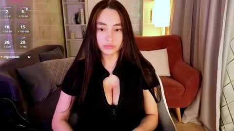 Milana online show from May 11, 2026, 1:50 pm