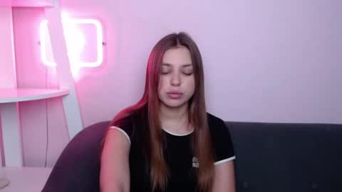 milanaangelas online show from March 17, 2026, 8:45 pm