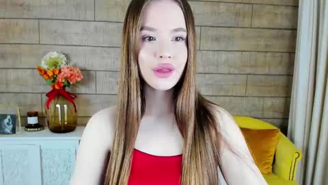 MilanaBalmain online show from February 17, 2025, 4:31 am