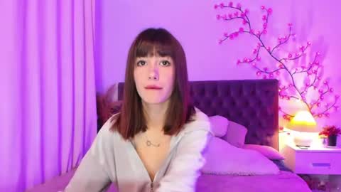 Milana online show from July 22, 2026, 5:10 am