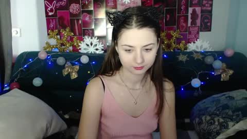 milanaroz online show from December 31, 2024, 5:55 am