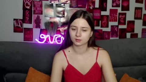 milanaroz online show from December 5, 2025, 6:00 am