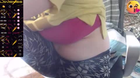 Snapshot of milanasvethoney chatting on September 20, 2025, 11:00 am Luna-- link in bio online show from September 20, 2025, 11:00 am