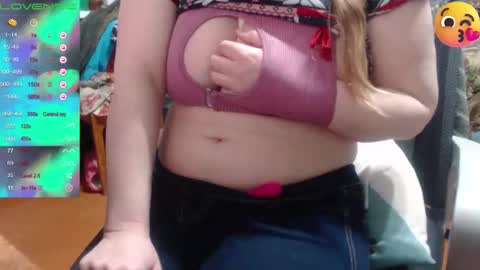 Snapshot of milanasvethoney chatting on November 13, 2025, 6:07 pm Luna-- link in bio online show from November 13, 2025, 6:07 pm