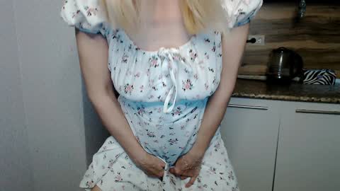 Milena online show from January 3, 2025, 1:16 am