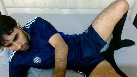 milanzaire online show from December 13, 2025, 8:36 pm