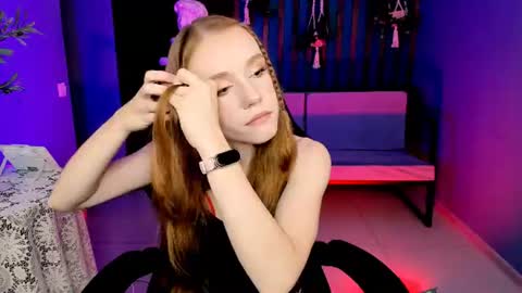 Mila online show from July 20, 2026, 5:33 am