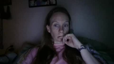 Snapshot of milastoned chatting on April 28, 2026, 7:46 am Mila online show from April 28, 2026, 7:46 am