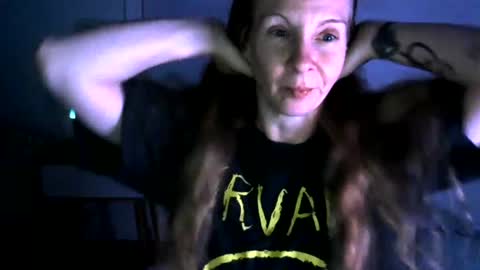 Snapshot of milastoned chatting on July 3, 2026, 5:03 am Mila online show from July 3, 2026, 5:03 am