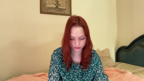 Snapshot of milav_ chatting on May 8, 2026, 2:55 pm Lana online show from May 8, 2026, 2:55 pm