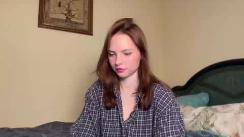 Snapshot of milav_ chatting on July 25, 2026, 2:47 pm Lana online show from July 25, 2026, 2:47 pm