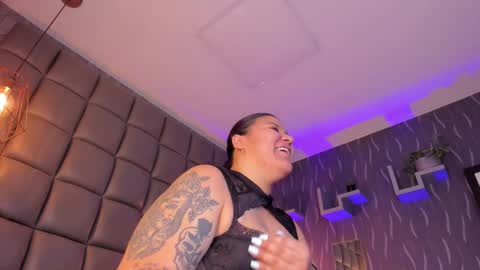 Snapshot of mile_u chatting on September 14, 2025, 3:16 am Milena online show from September 14, 2025, 3:16 am