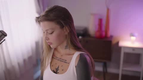 M  Telegram mamagotachannel online show from March 1, 2025, 1:07 pm