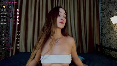 Snapshot of milemissyy chatting on September 23, 2025, 9:45 am Mia online show from September 23, 2025, 9:45 am