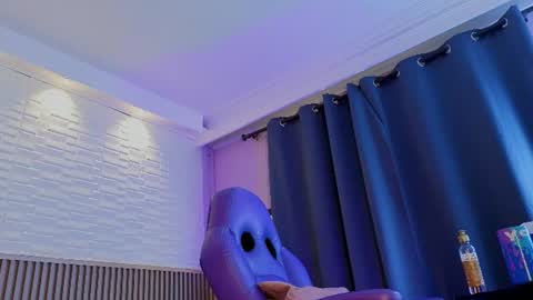 milena_lawson online show from July 7, 2026, 2:32 pm
