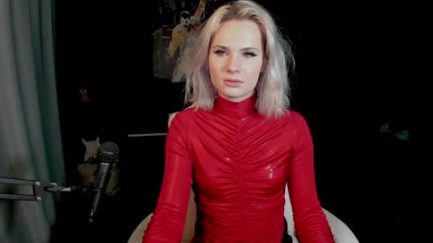 Snapshot of milena_marshmallows chatting on January 11, 2025, 1:59 am Milena online show from January 11, 2025, 1:59 am