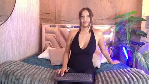 Milenka   online show from April 9, 2026, 8:14 pm