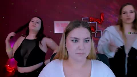 Snapshot of miles_candy chatting on February 15, 2026, 7:43 pm Sweet Miles online show from February 15, 2026, 7:43 pm