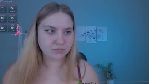 Snapshot of miles_candy chatting on February 16, 2026, 7:43 pm Sweet Miles online show from February 16, 2026, 7:43 pm