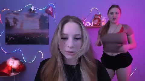 Snapshot of miles_candy chatting on February 20, 2026, 8:09 pm Sweet Miles online show from February 20, 2026, 8:09 pm