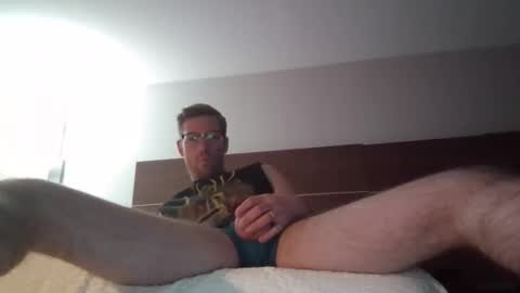 Snapshot of mileshhh chatting on February 10, 2026, 3:21 am monstermash666 online show from February 10, 2026, 3:21 am